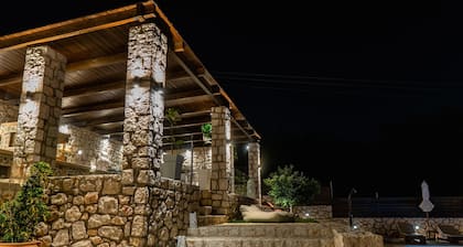 Villa Adonis in Nature