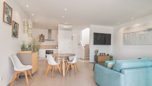 Interior - Colinas-Tahona 3.3 PENTHOUSE POOL VIEW & JACUZZI 2B (Arona)