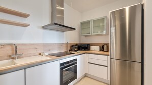 Coffee/tea maker, fridge, microwave, oven - Colinas - Ancor 2.3 POOL VIEW 1B (Arona)
