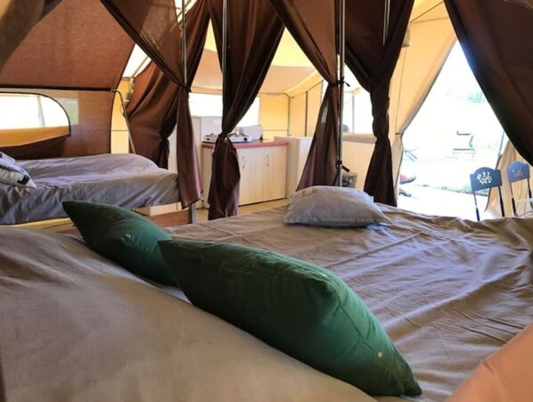 2 chambres, Wi-Fi gratuit, draps fournis