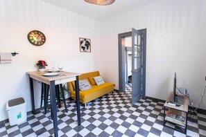 TV - T1 Hyper Centre / Parking Gratuit / Canal Plus (Amiens)