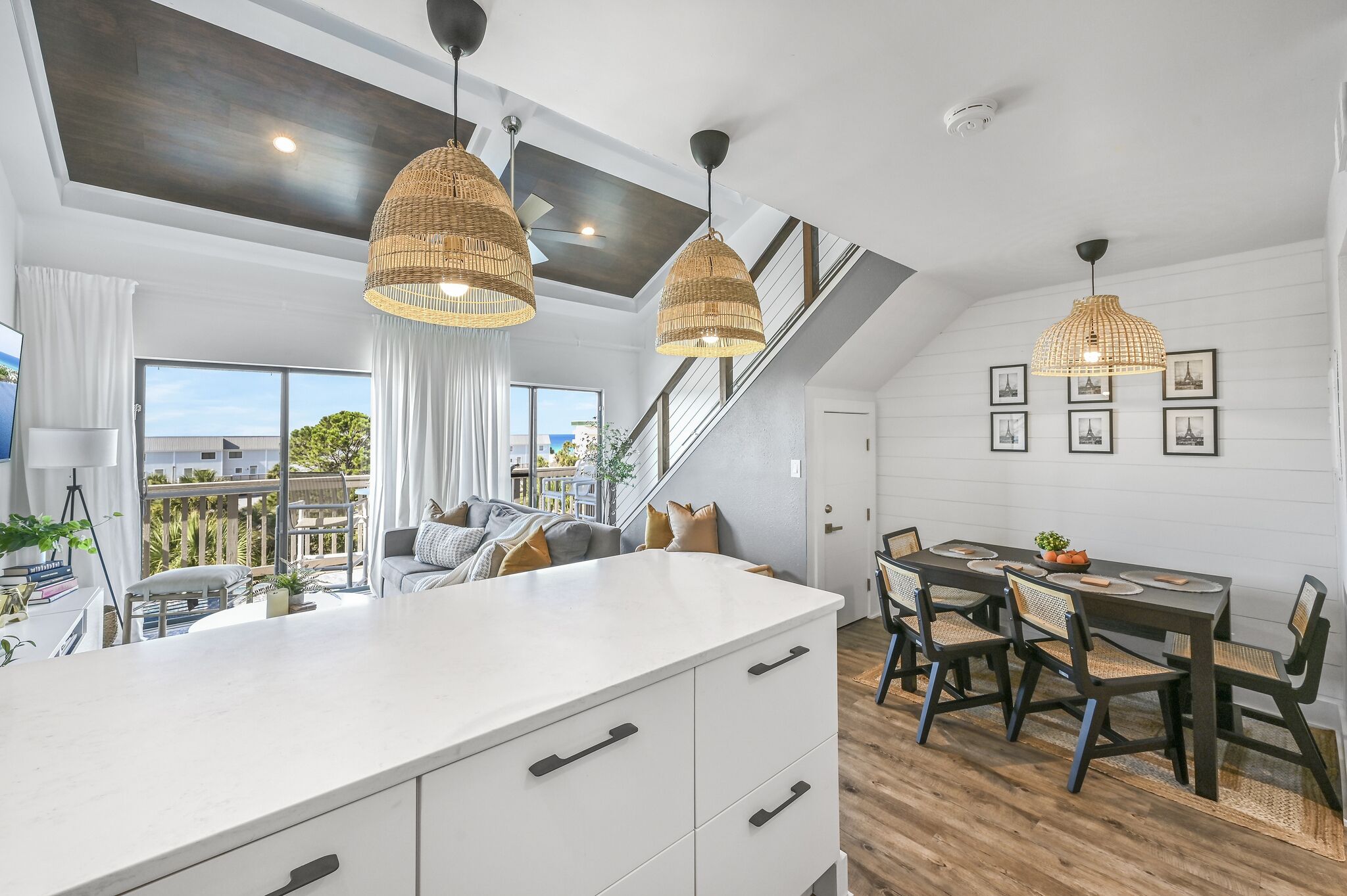 冰箱、微波炉、烤箱、炉灶