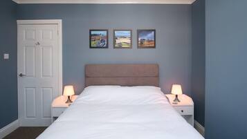 House (2 Bedrooms) | 2 bedrooms, iron/ironing board