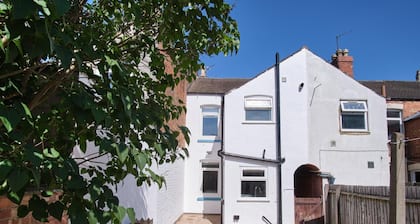 NEW 2BD Victorian Terraced House Loughborough