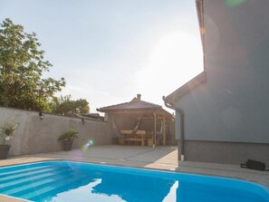 Pool - Holiday Home Thesaurum (Knezevi Vinogradi)