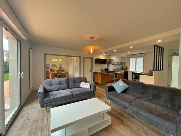 Téléviseur, livres