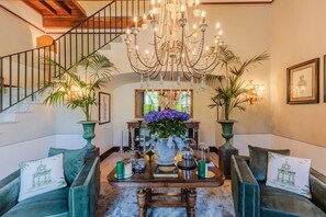 Villa | 9 Schlafzimmer