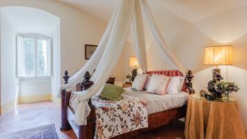 7 bedrooms