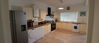 Bournemouth Getaway for 14