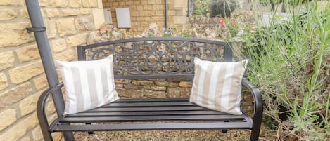 Cottage | Balcony