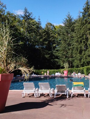 Outdoor pool, a heated pool