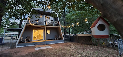 Private A-Frame w/Kayaks on Canal newly renovated