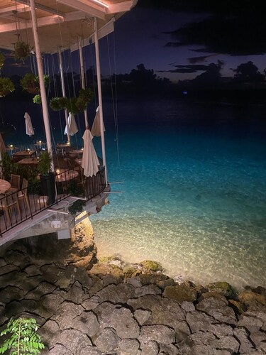 Pool fronted Luxury re furbished  Villa with Fairmont beach club access card. 
