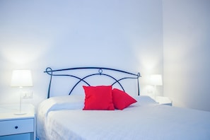 3 camere