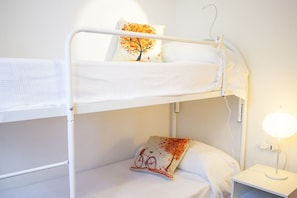 2 bedrooms