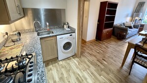 Unclassified image, 3 of 12, button - Fabulous View and 2 Beds in Bath (Bath)