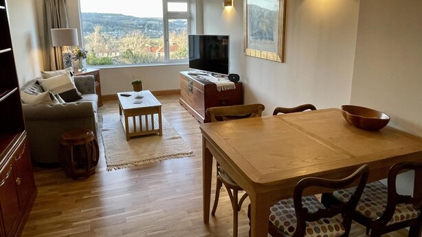Unclassified image, 1 of 12, button - Fabulous View and 2 Beds in Bath (Bath)