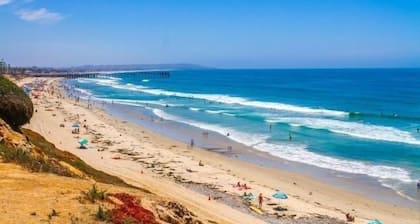 VIEWS * Walk to Beach * AC * Dogs Ok * Fire Pit