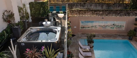 屋外プール、温水プール