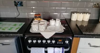 Cosy, Spacious 2-bed Cottage in Watchet, Somerset