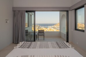 8 bedrooms, free WiFi, bed sheets, wheelchair access