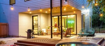 Supreme Eastside Home, 6 Min Drive to Downtown