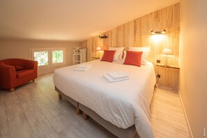 4 bedrooms, iron/ironing board, travel cot, free WiFi - HOUSE - POOL - QUIET (Campagnac)
