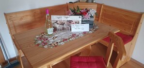 Dining - Quiet vacation apartment in the climatic health resort Hauzenberg! (Hauzenberg)