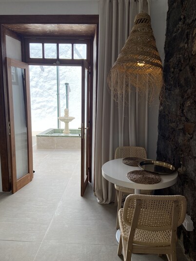 Casa del Indiano - Canarian Studio with Patio