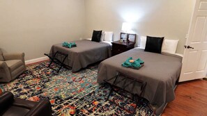 4 Schlafzimmer, Bügeleisen/Bügelbrett, kostenloses WLAN, Bettwäsche