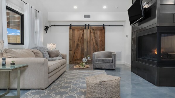 TV, fireplace, offices