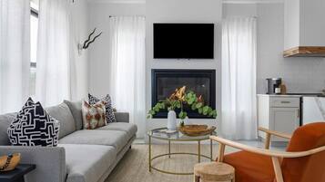 TV, fireplace, offices