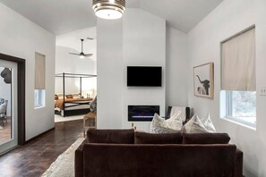 TV, fireplace, offices