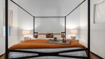 1 habitación, tabla de planchar con plancha, wifi y ropa de cama