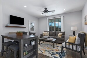 TV, fireplace, offices