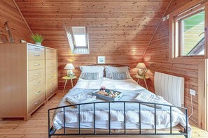 2 室のベッドルーム、アイロン / アイロン台、WiFi、ベッドシーツ