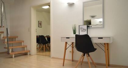 City Center Stays /// AK4-R, Maisonette-Apartment