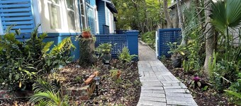 Walking distance to Attractions and Close to Historic Downtown Saint Augustine