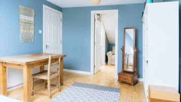 Basic Apartment, Multiple Beds | Interior