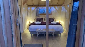 1 chambre, Wi-Fi gratuit, draps fournis