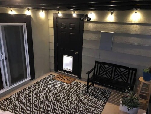 Pets Welcome @ Hummingbird Hideaway in Page/Lake Powell, AZ