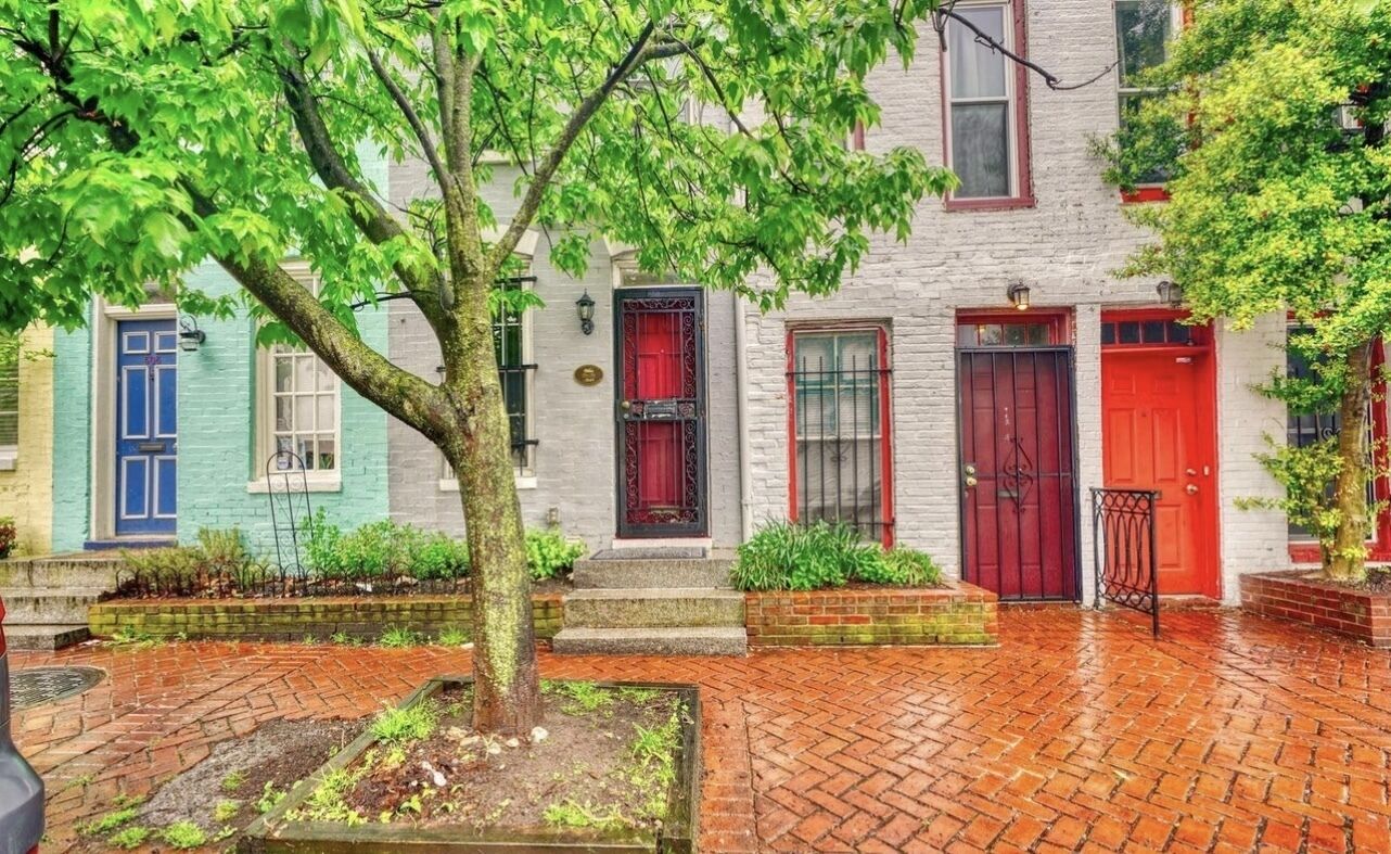 Remodeled Historical Rowhome in Seton Hill