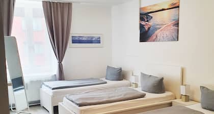 City Center Stays /// Schw2- Superior Apartment