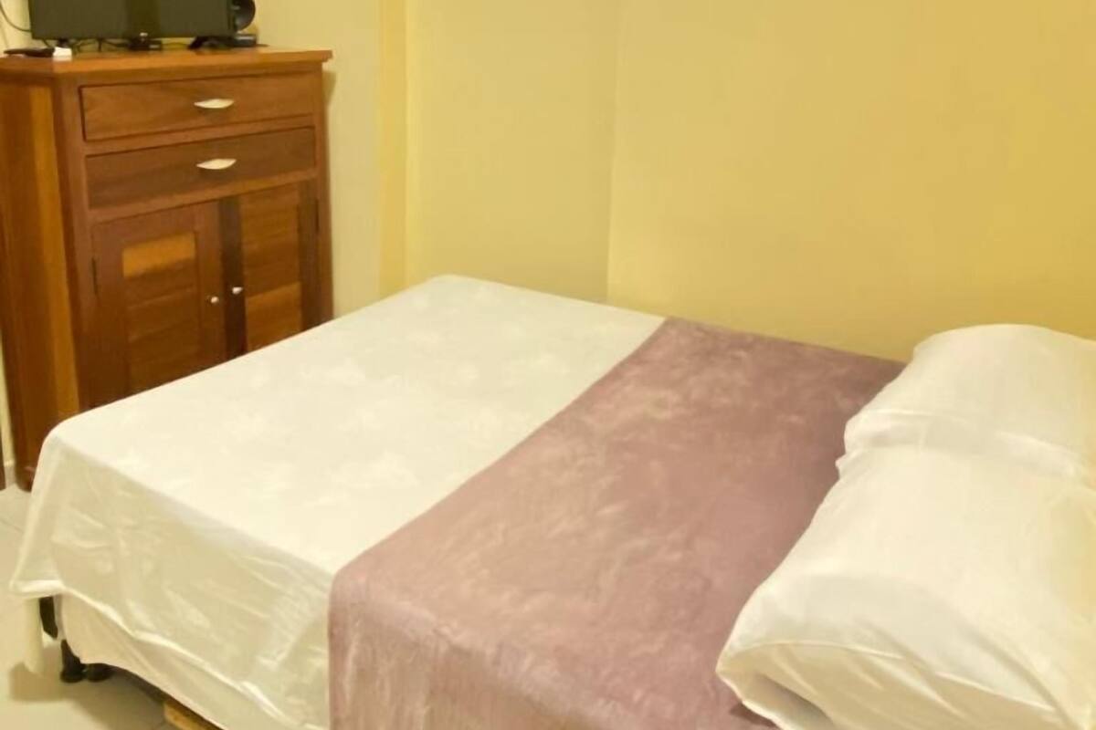 Suite estudio básica | Ropa de cama hipoalergénica y wifi gratis