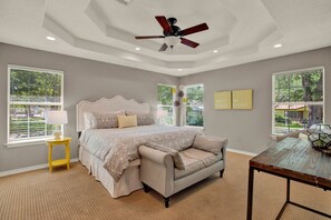 4 Schlafzimmer, Bügeleisen/Bügelbrett, kostenloses WLAN, Bettwäsche