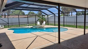 Piscine extérieure