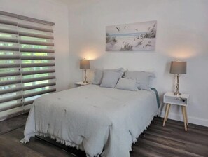 2 bedrooms, desk, iron/ironing board, free WiFi