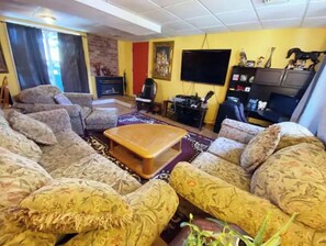 Smart-TV, Kamin