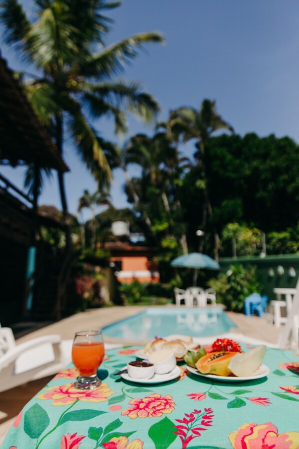 Free daily buffet breakfast - Pousada Arraial Lua Crescente (Porto Seguro)