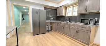 Lovely 3 bedroom rental unit. Comfy new furniture.